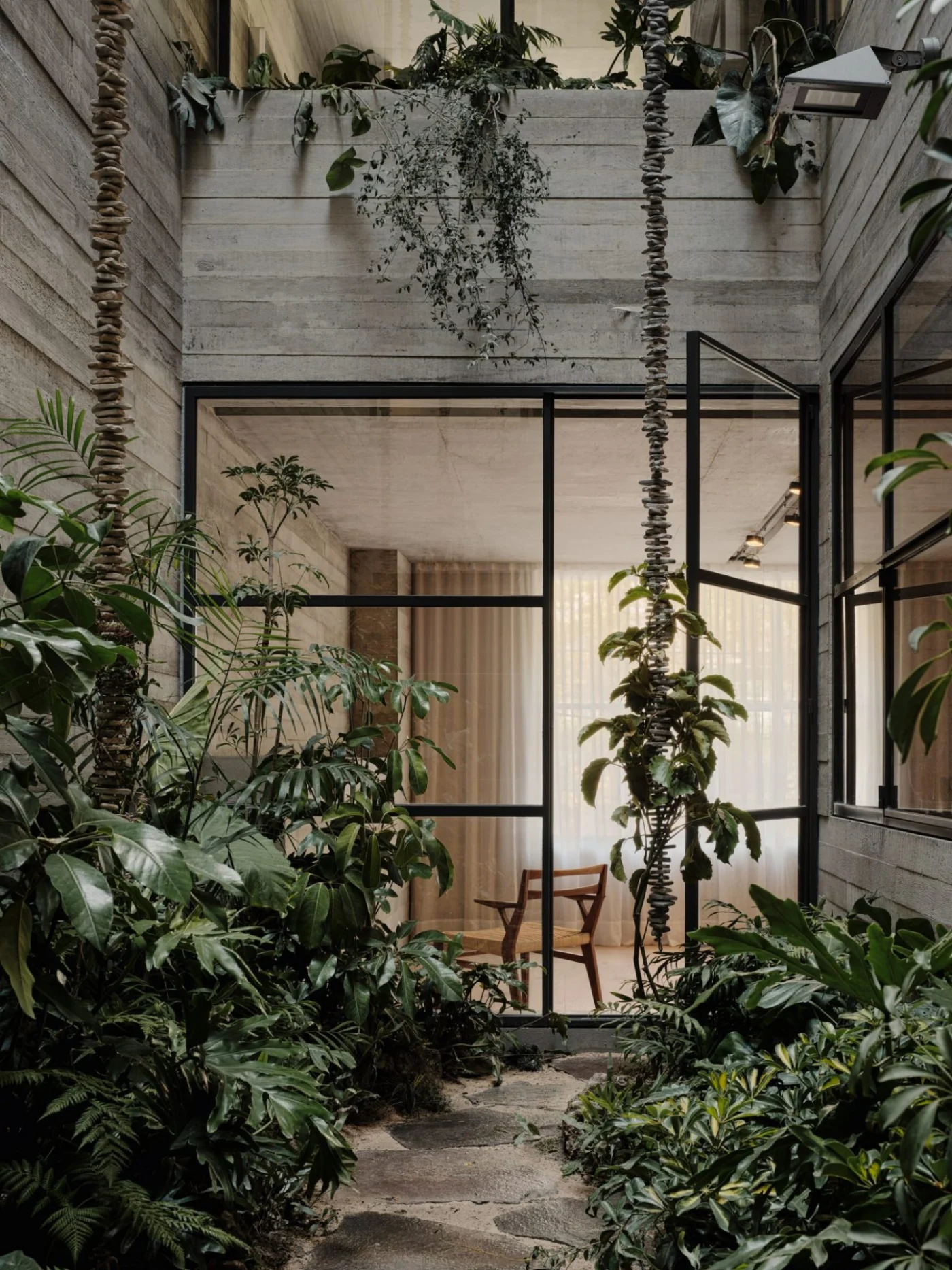 Tennyson 205 apartment building in Polanco, Mexico City
