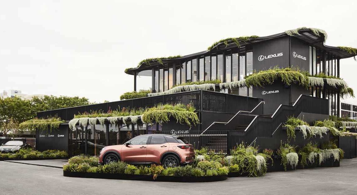 one-thousand-plants-cover-the-exterior-of-the-'landmark-by-lexus'-pavilion