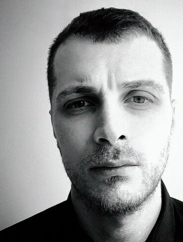 Niko Kapa 1 BlackWhite square noise
