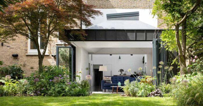 this-new-home-addition-opens-to-the-garden