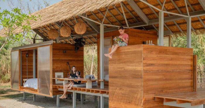 this-open-cabin-was-designed-for-children