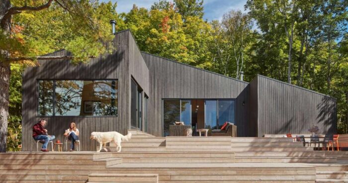 this-cabin-blends-so-well-with-nature,-you-might-miss-it