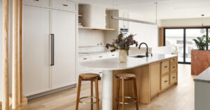 this-1970s-home-gets-a-family-friendly-makeover