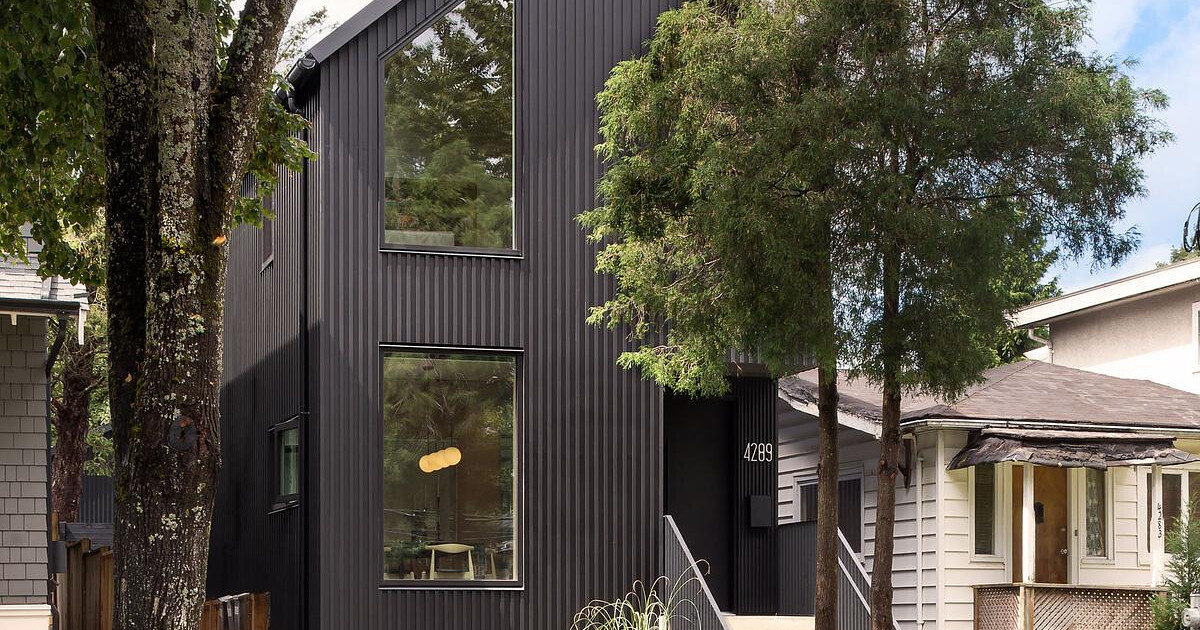 a-scandinavian-cabin-aesthetic-shaped-this-striking-urban-home