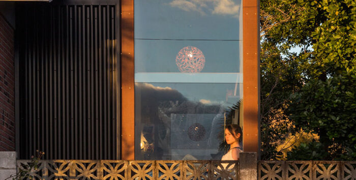 a-teen-bedroom-addition-transforms-this-1960s-home-for-a-family-of-five