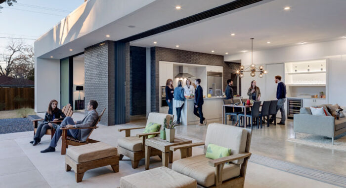 inside-a-texas-home-designed-for-effortless-indoor-outdoor-entertaining