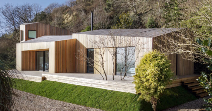 inside-the-pod-like-holiday-home-built-to-withstand-nature