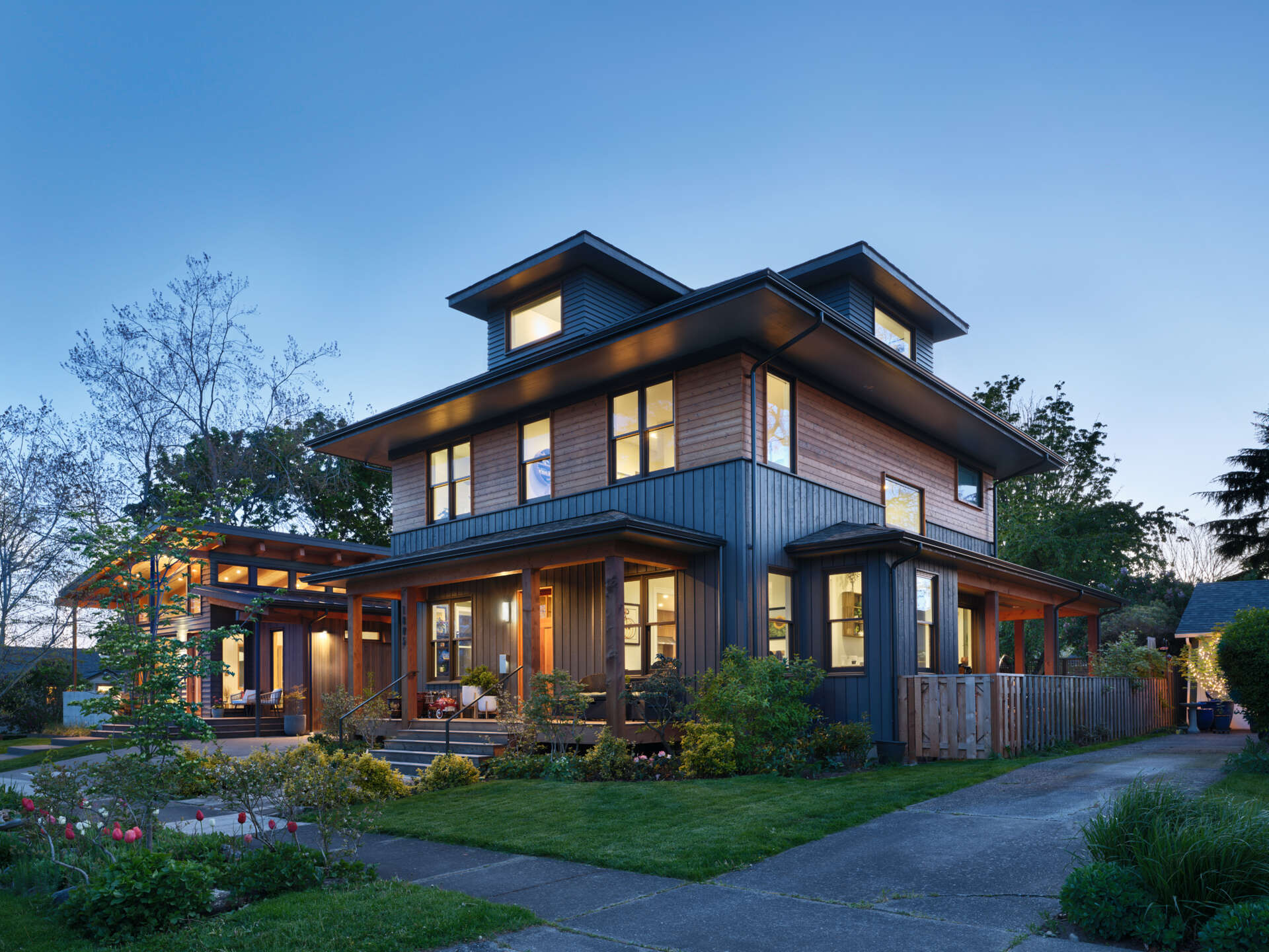 this-young-family-built-two-homes-for-themselves-and-their-parents