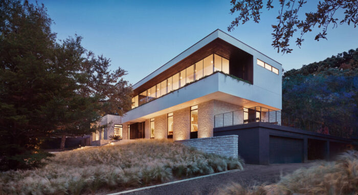 this-austin-ranch-house-renovation-added-light,-height-and-a-whole-new-storey
