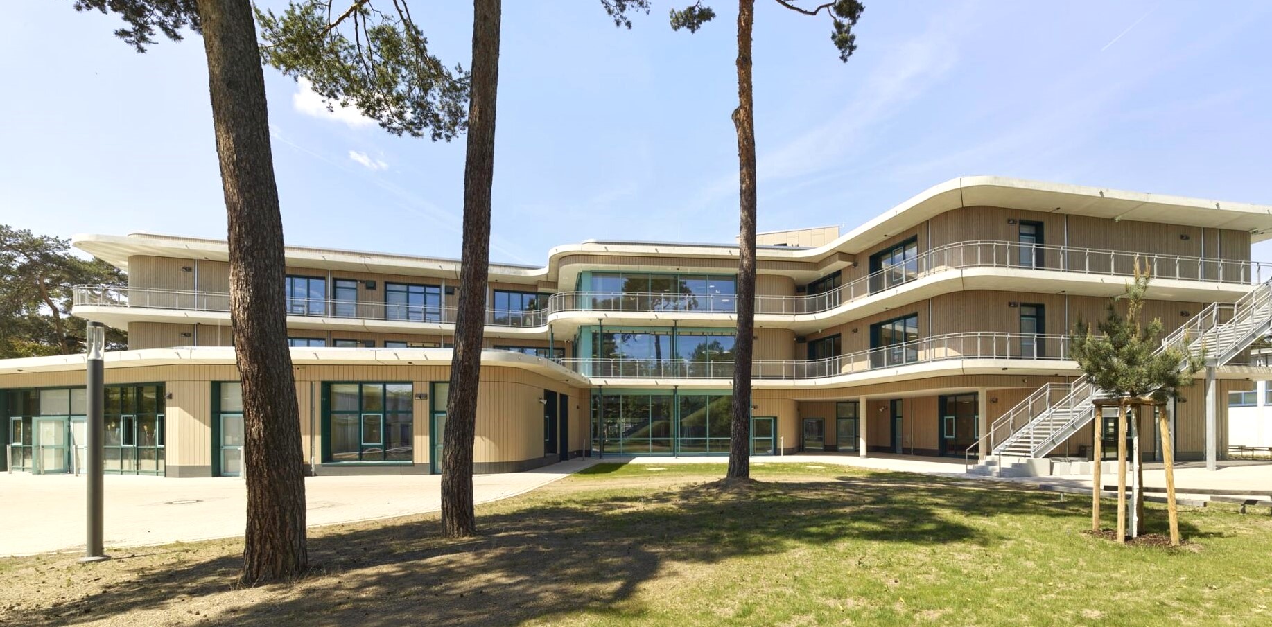 PLATINUM WINNER Carlo Mierendorff Schule Griesheim Best Educational Institutional Interior Design Markus Neuber Barbara Neuber Studio ALN