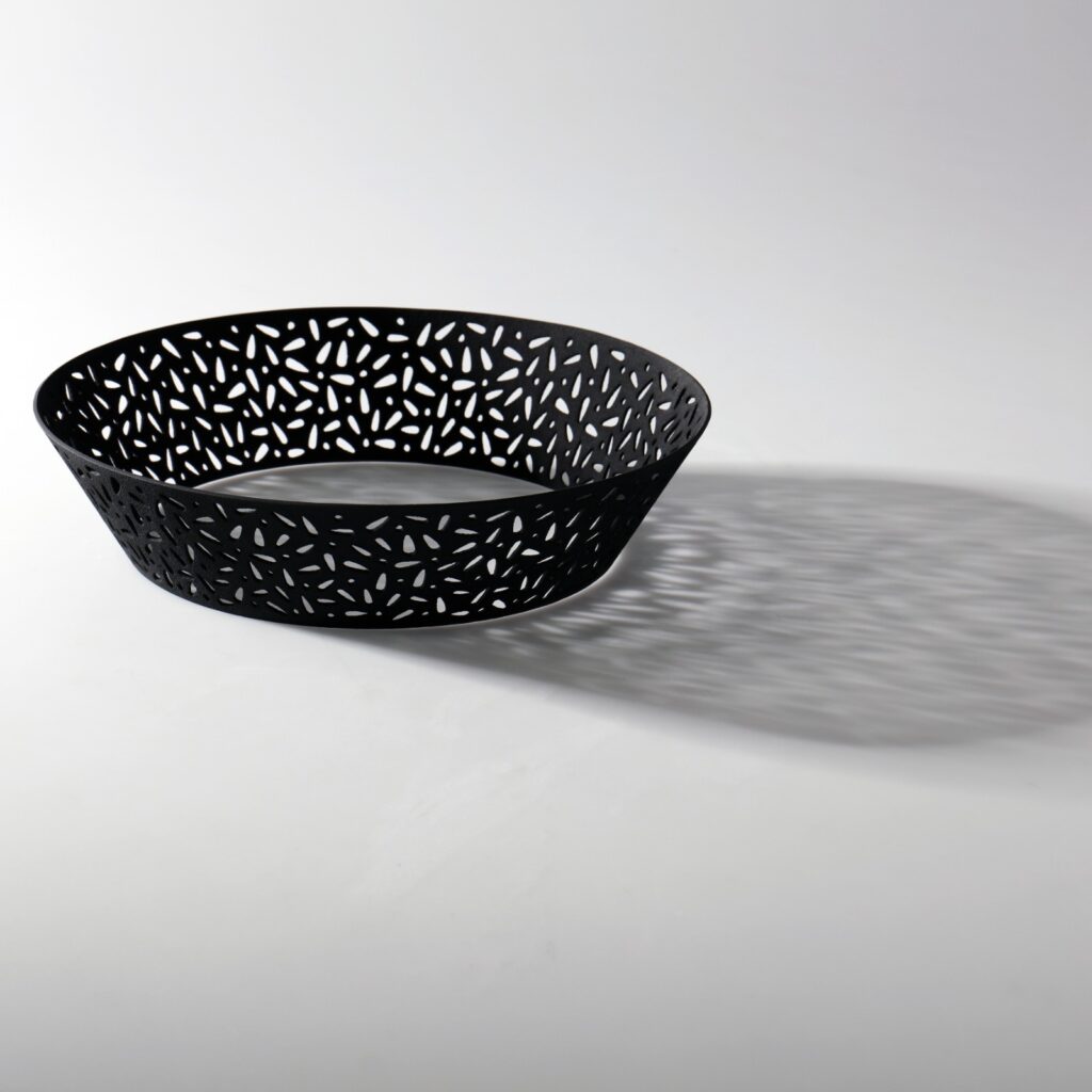 "Komorebi" / Cast Iron Bottomless Basket