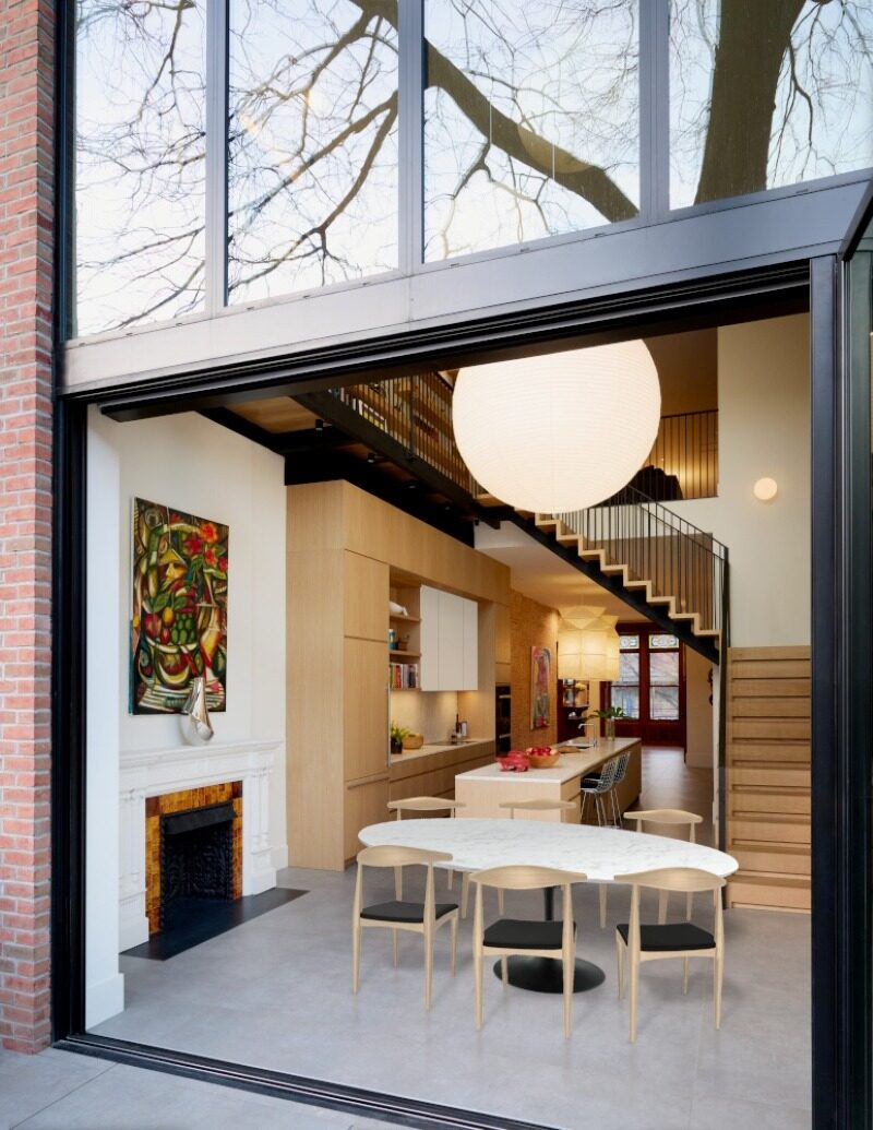 Manhattan Brownstone — 4