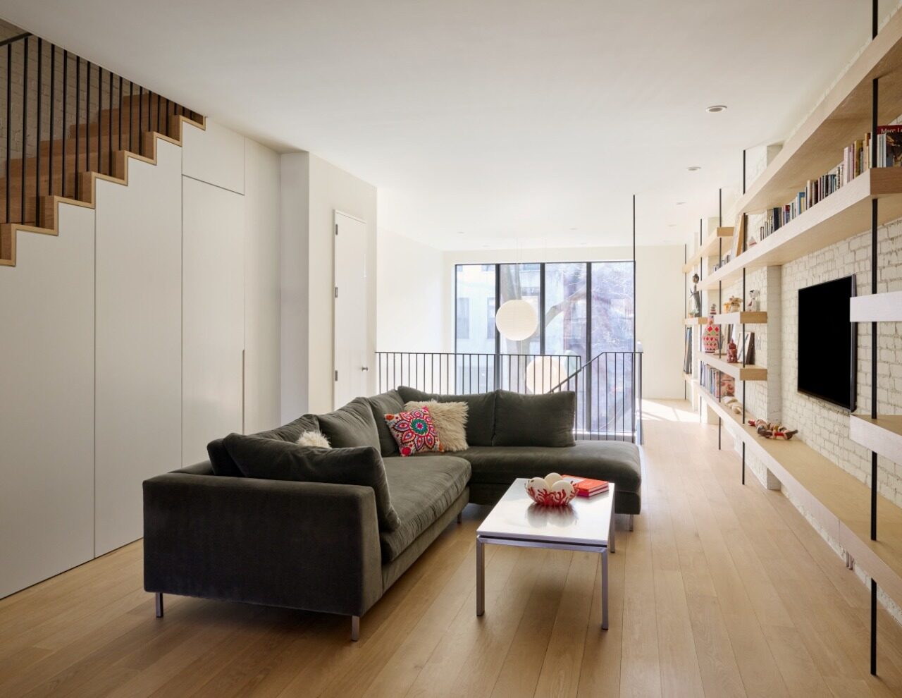 Manhattan Brownstone — 6