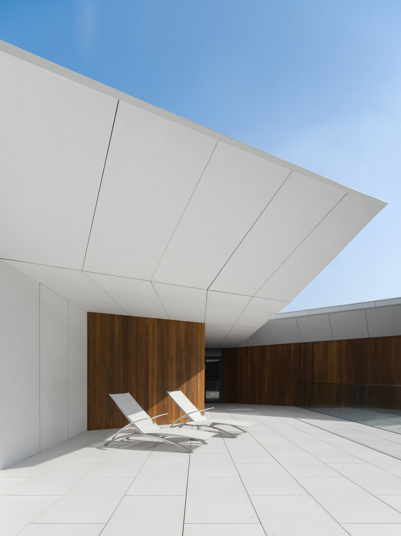 Soaring house — 2